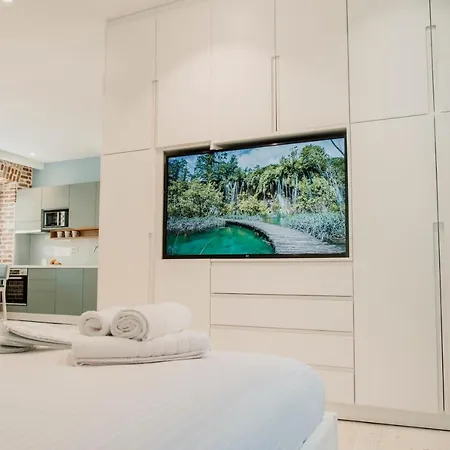 Pakis Cvl Apartamento Corfu (city)